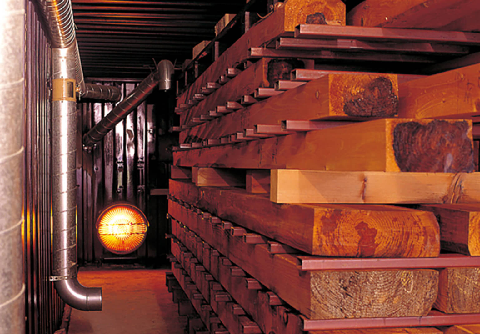 含水率の重要性木材の特性と